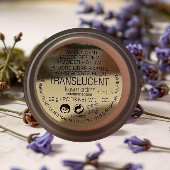 Laura Mercier Translucent Loose Setting Powder – Glow (1 oz / 29 g) - Picture 2 of 2